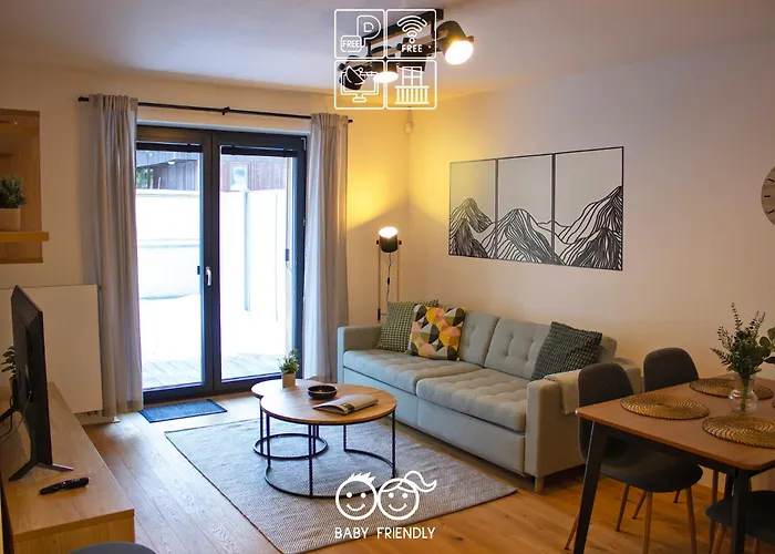 Enjoyharrachov Atraktivni Klidne Studio 3 V Centru Harrachova S Parkovanim, Velkou Terasou, Wifi-Wlan, Sat Zdarma, Moznosti Dobijeni Auta, Vyhledem Do Zahrady A Na Romanticky Kostelik